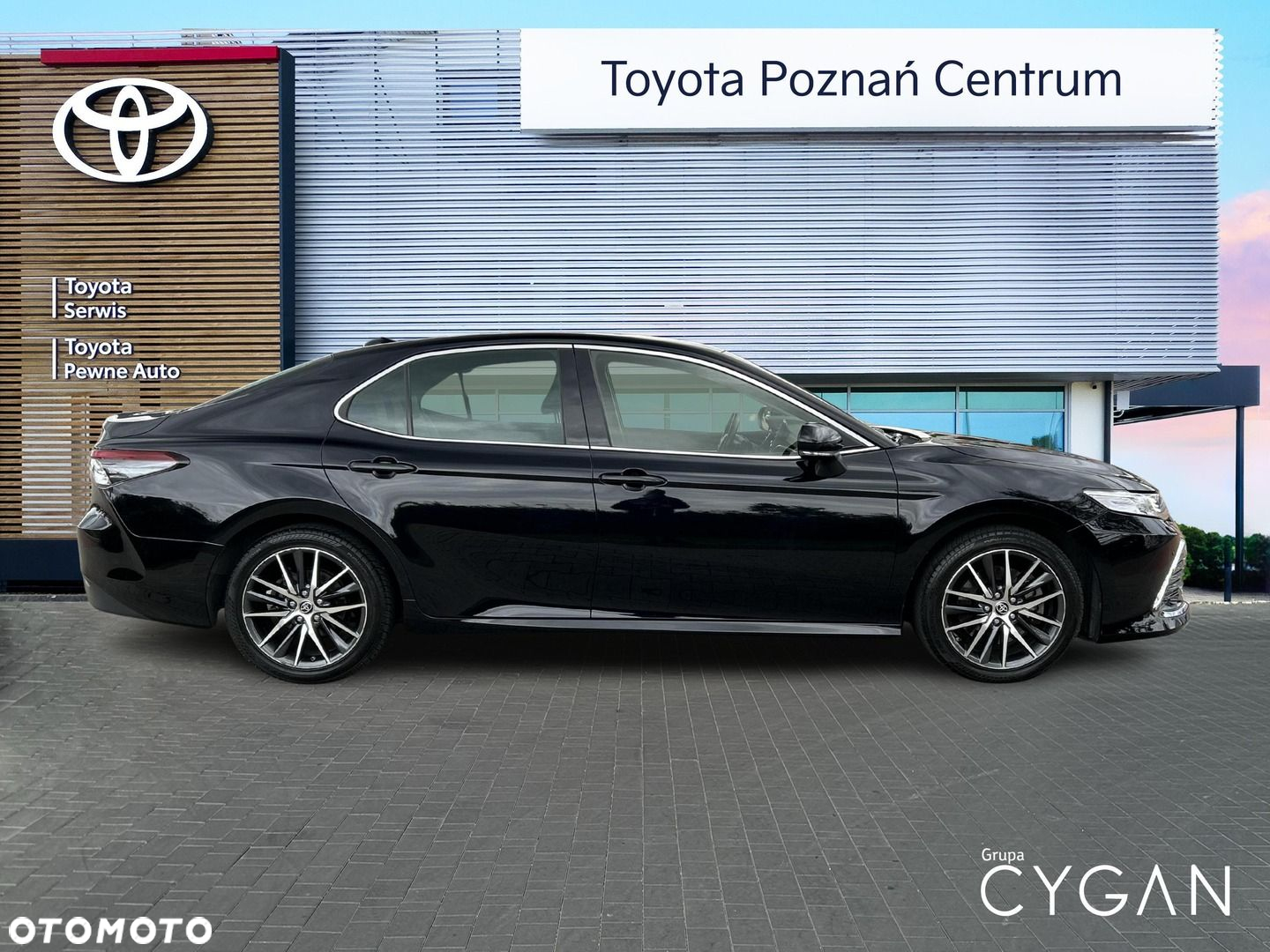 Toyota Camry 2.5 Hybrid Executive CVT - 6