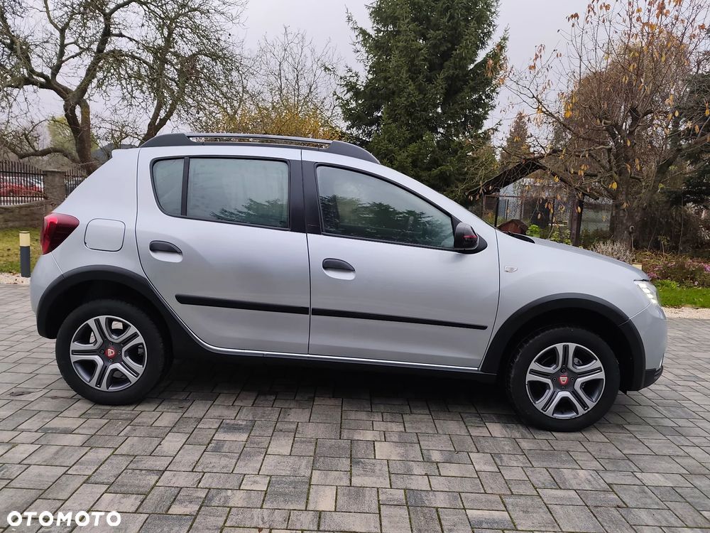 Dacia Sandero TCe 90 S&S Laureate - 6