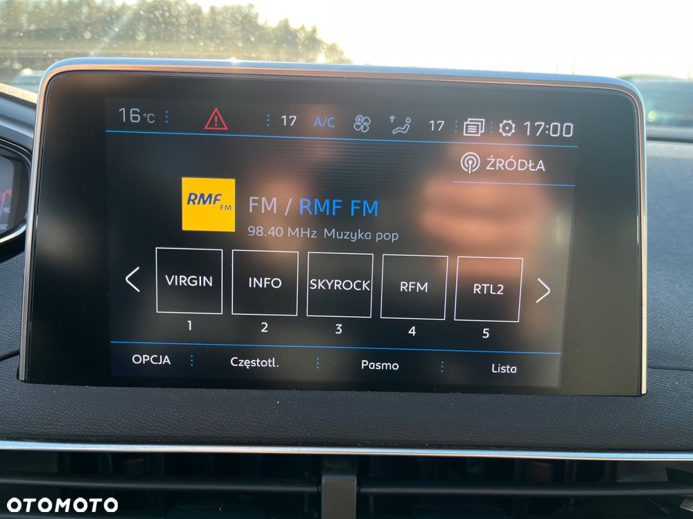 Peugeot 5008 PureTech 130 EAT6 Allure - 15