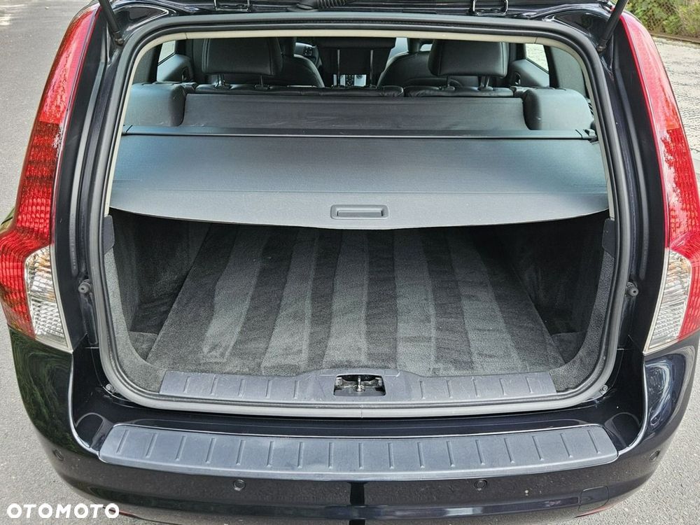 Volvo V50 2.0 Momentum Euro5 - 28