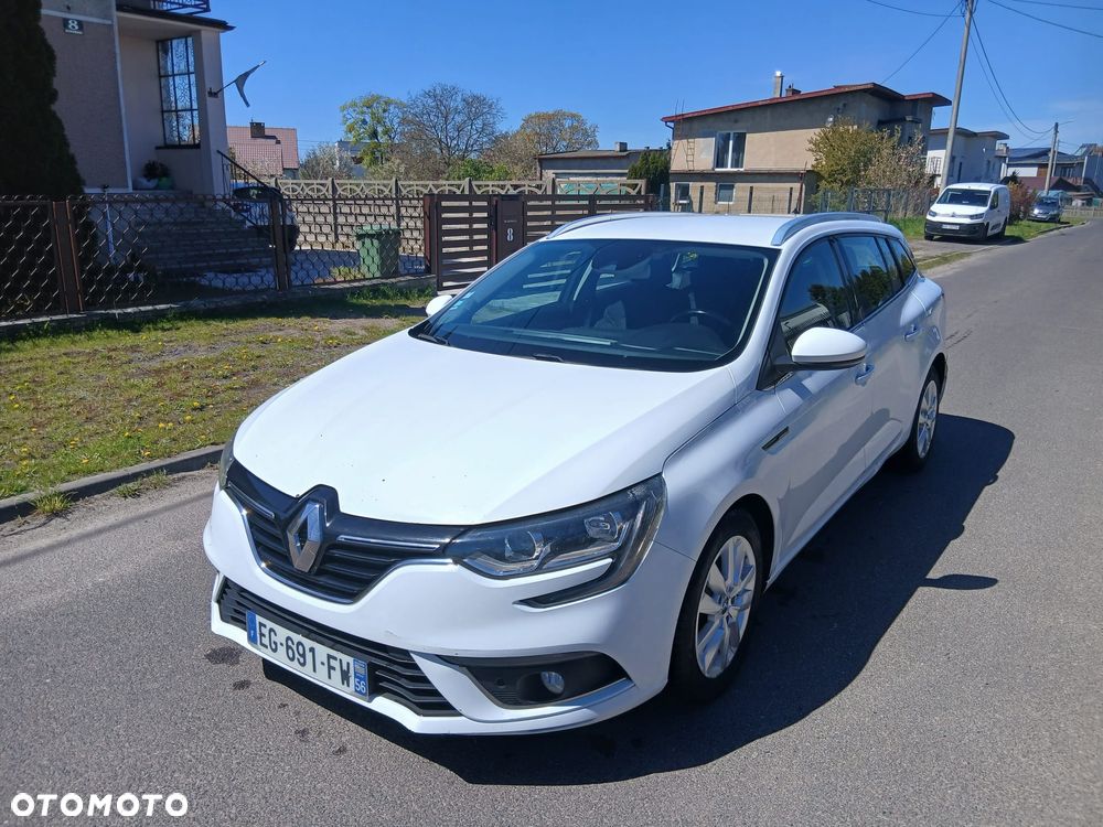 Renault Megane 1.5 dCi Energy Bose EU6 - 14