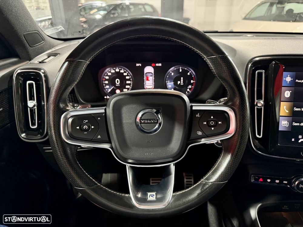 Volvo XC 40 2.0 D3 R-Design Geartronic - 42