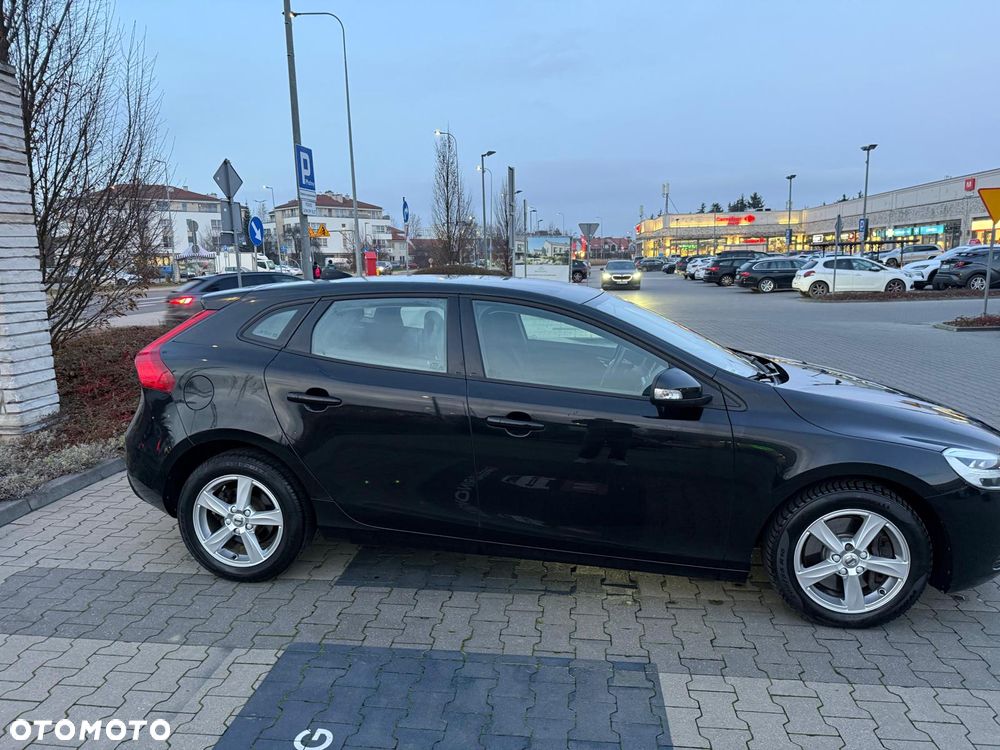 Volvo V40 D2 Drive-E Kinetic - 2