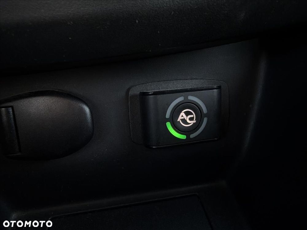 Renault Clio 1.2 16V Life - 19