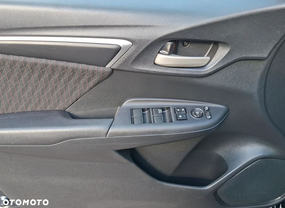 Honda Jazz 1.5 i-VTEC Dynamic (ADAS/Honda Connect+) CVT - 26