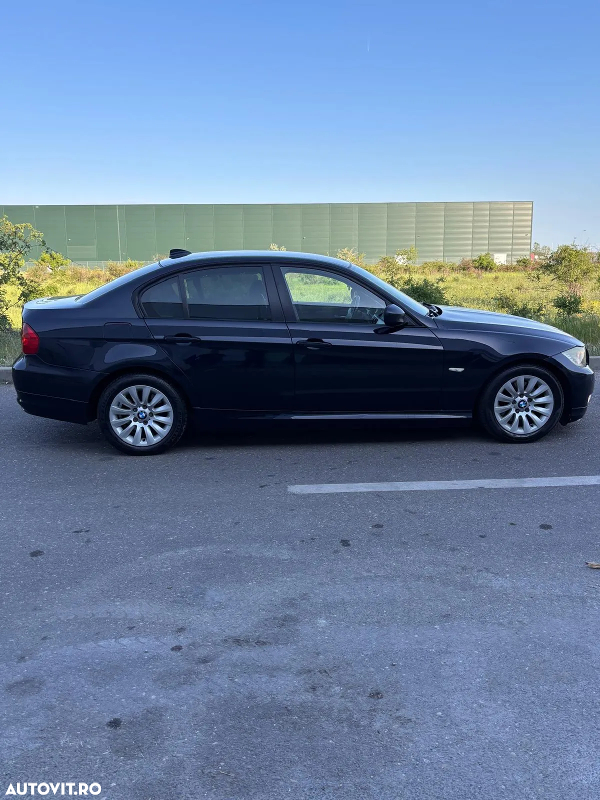 BMW Seria 3 320d - 12