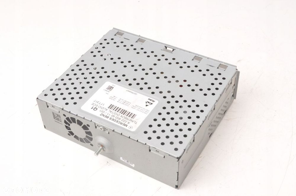 MERCEDES KLASA A W176 TUNER RADIA A2229009211 - 1