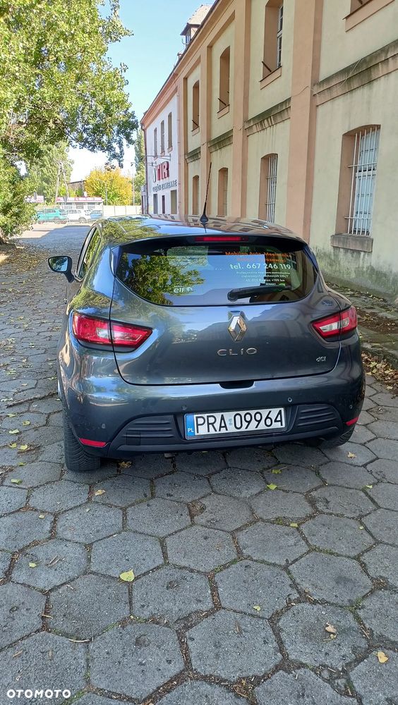 Renault Clio - 10