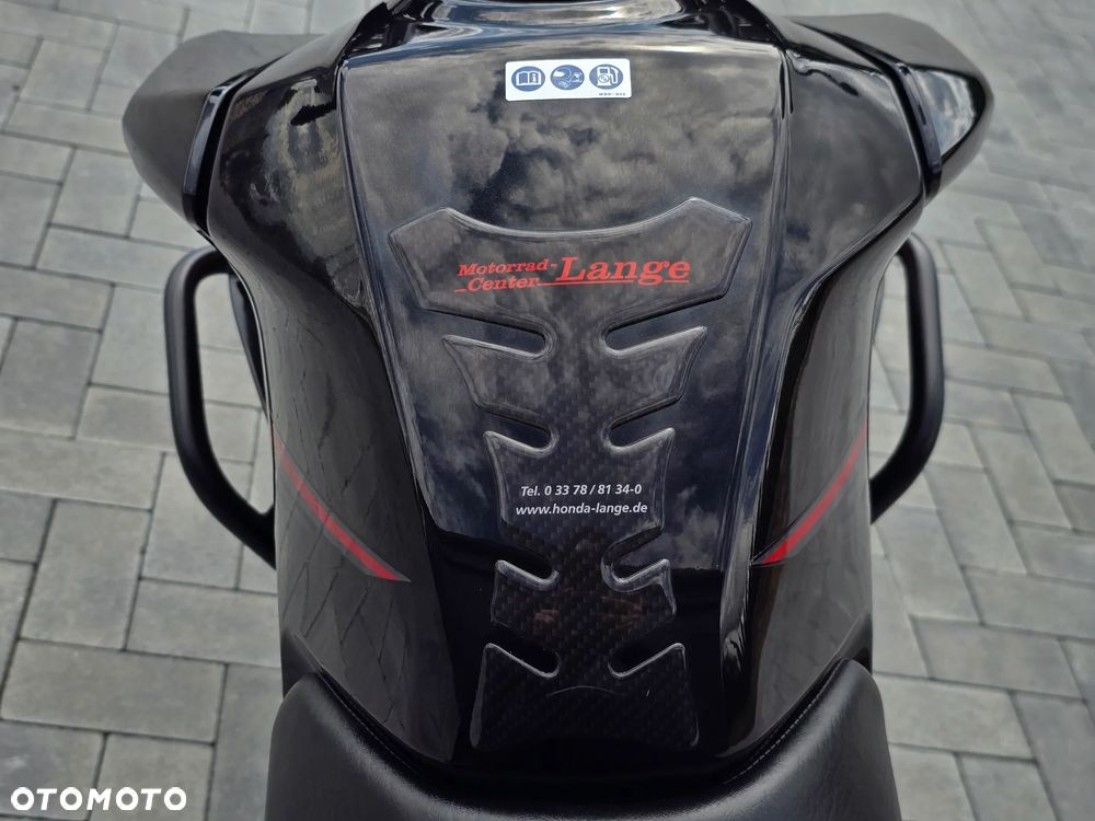 Honda CBF - 24