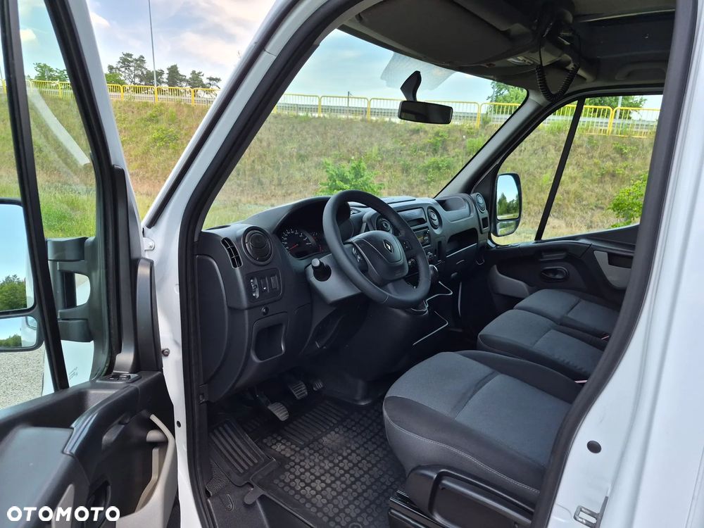 Renault Master - 11
