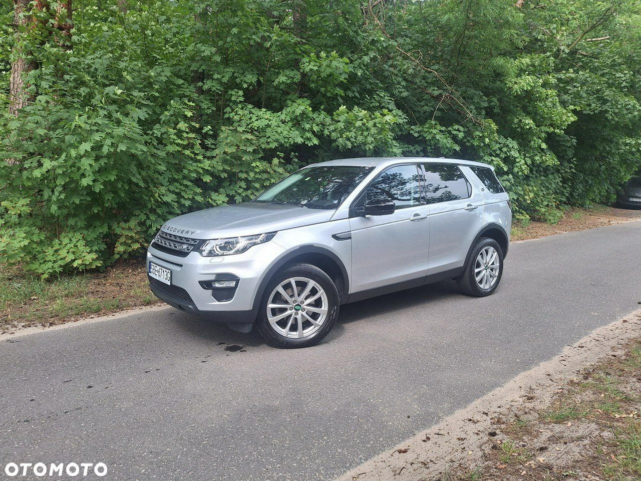 Land Rover Discovery Sport - 31