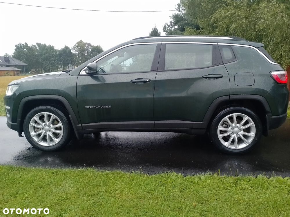 Jeep Compass - 10