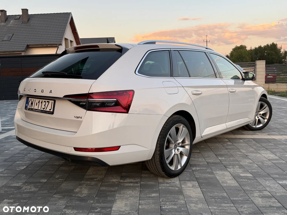 Skoda Superb 2.0 TDI 4x4 Style DSG - 9