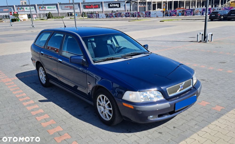 Volvo V40 1.8 - 1