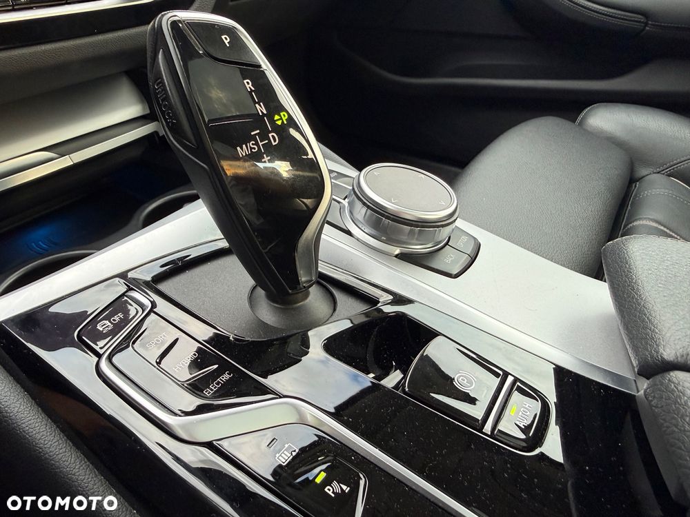 BMW Seria 5 530e M Sport sport - 30