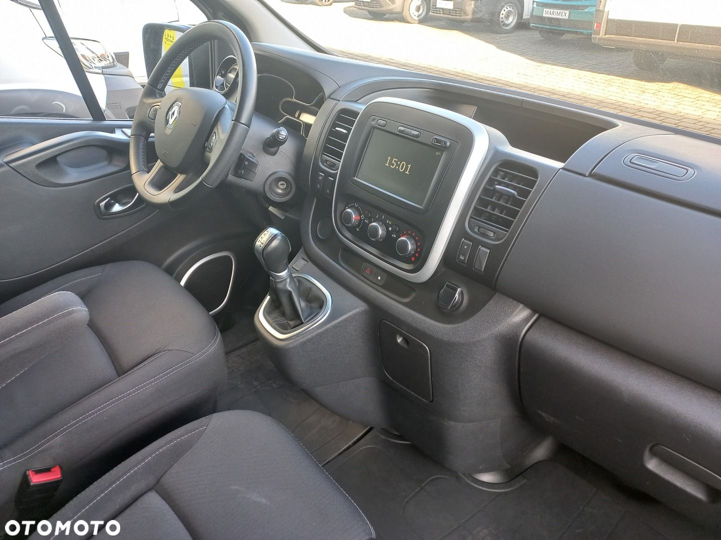 Renault Trafic - 10