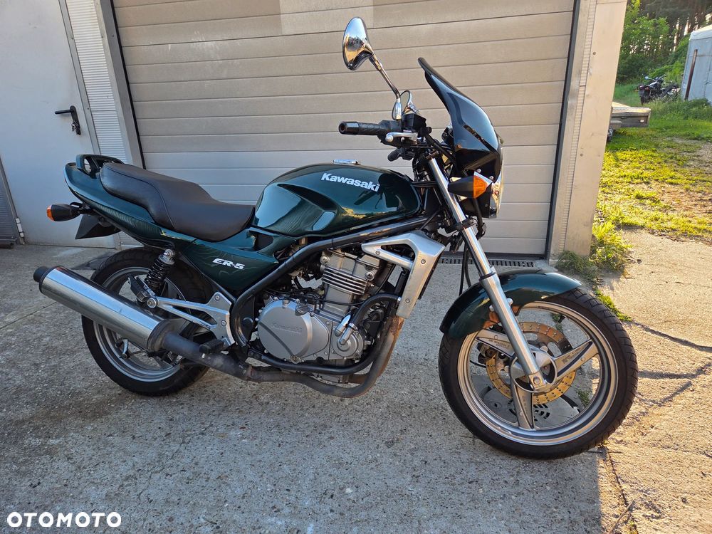 Kawasaki ER - 2
