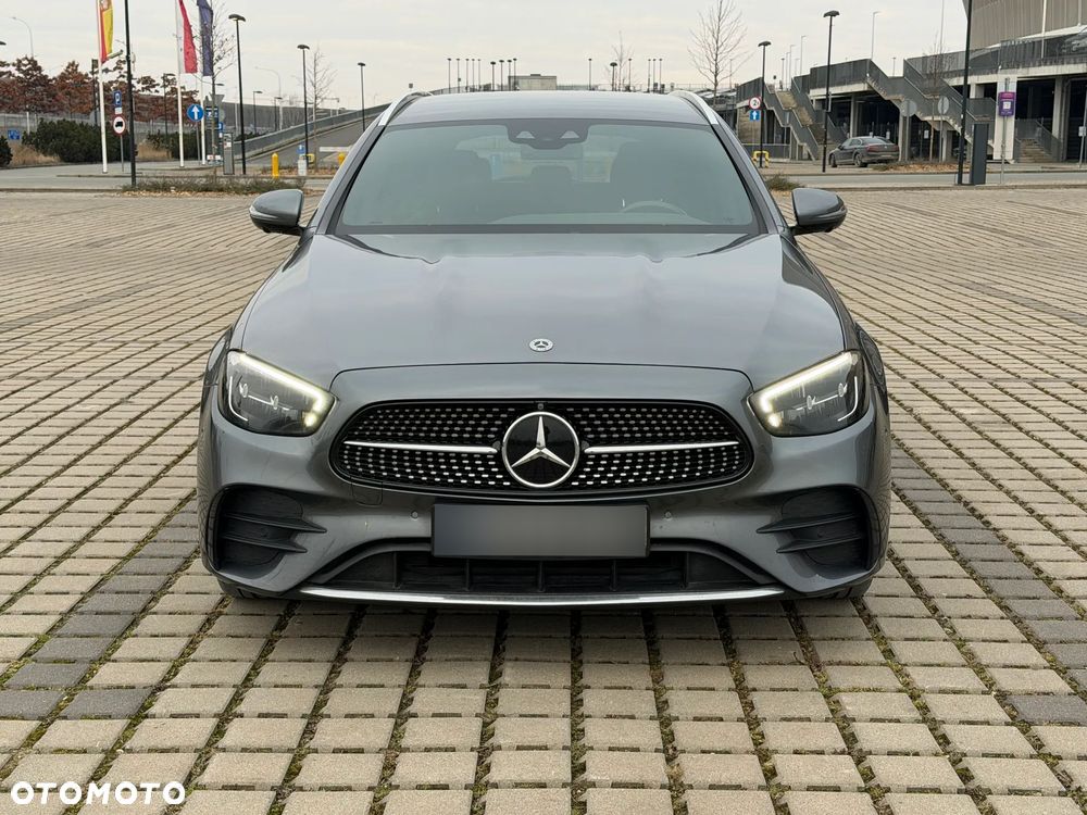 Mercedes-Benz Klasa E 300 de 9G-TRONIC - 3