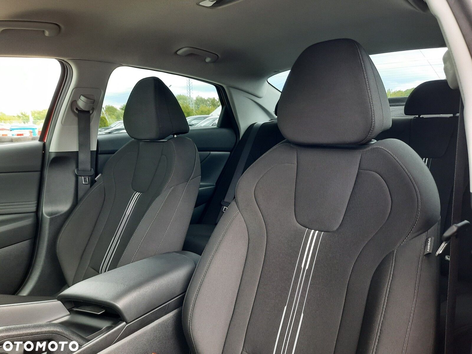 Hyundai Elantra 1.6 Smart - 13