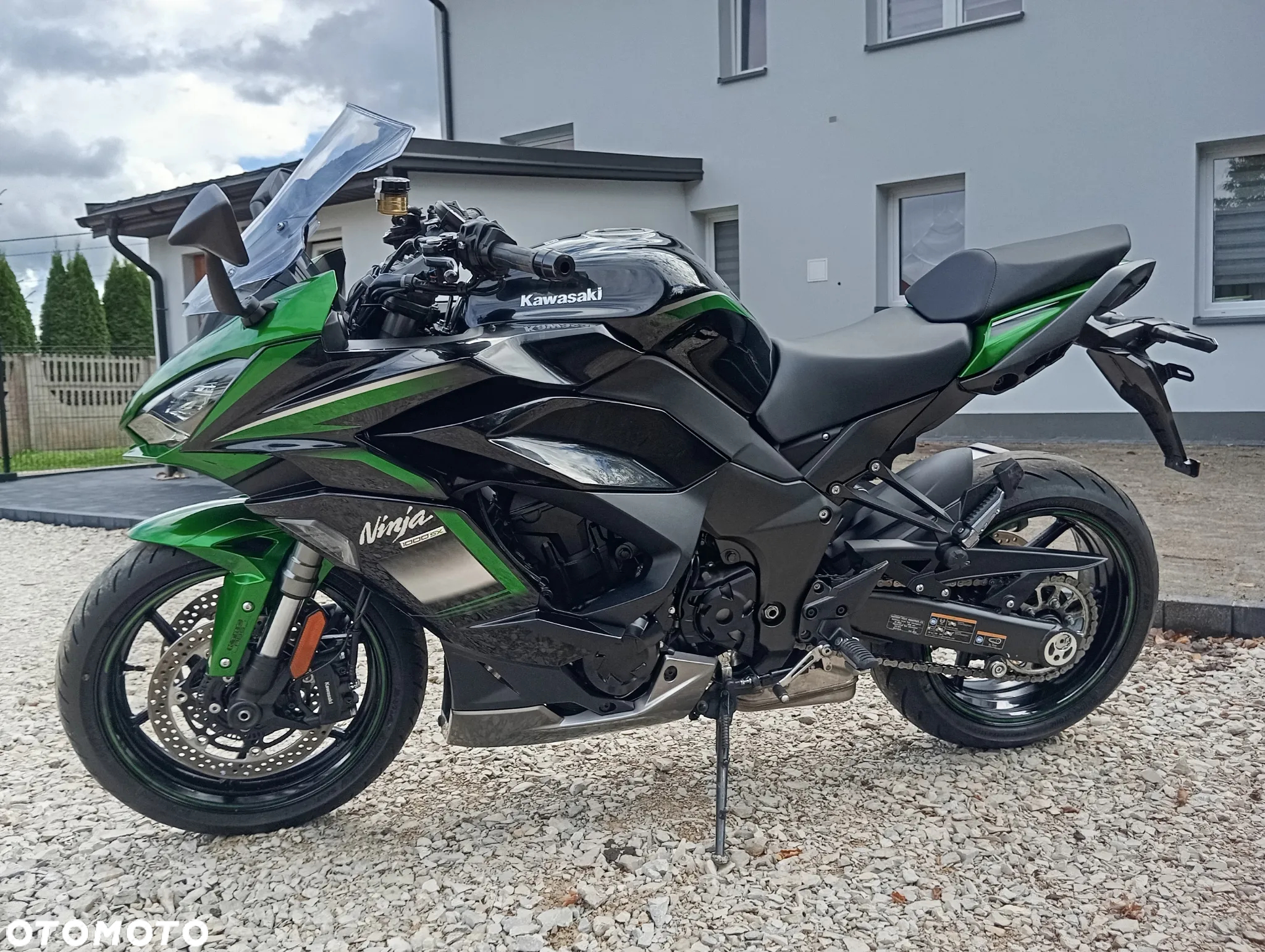 Kawasaki Ninja 1000 SX - 25