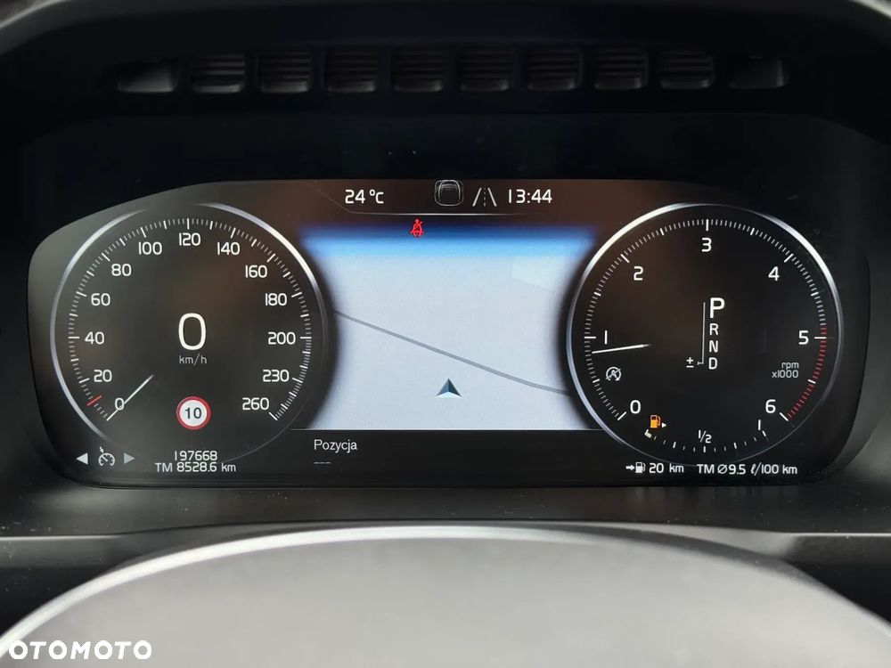 Volvo XC 90 D5 AWD R-Design 7os - 12