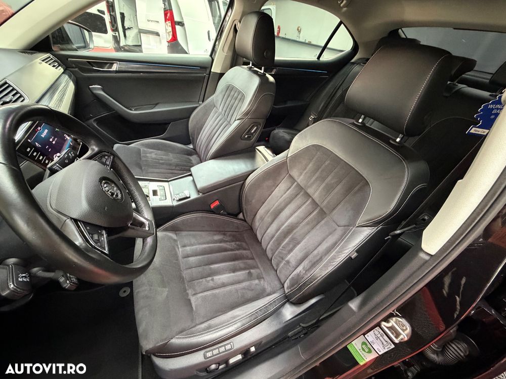 Skoda Superb 2.0 TSI 4X4 DSG Sportline - 11