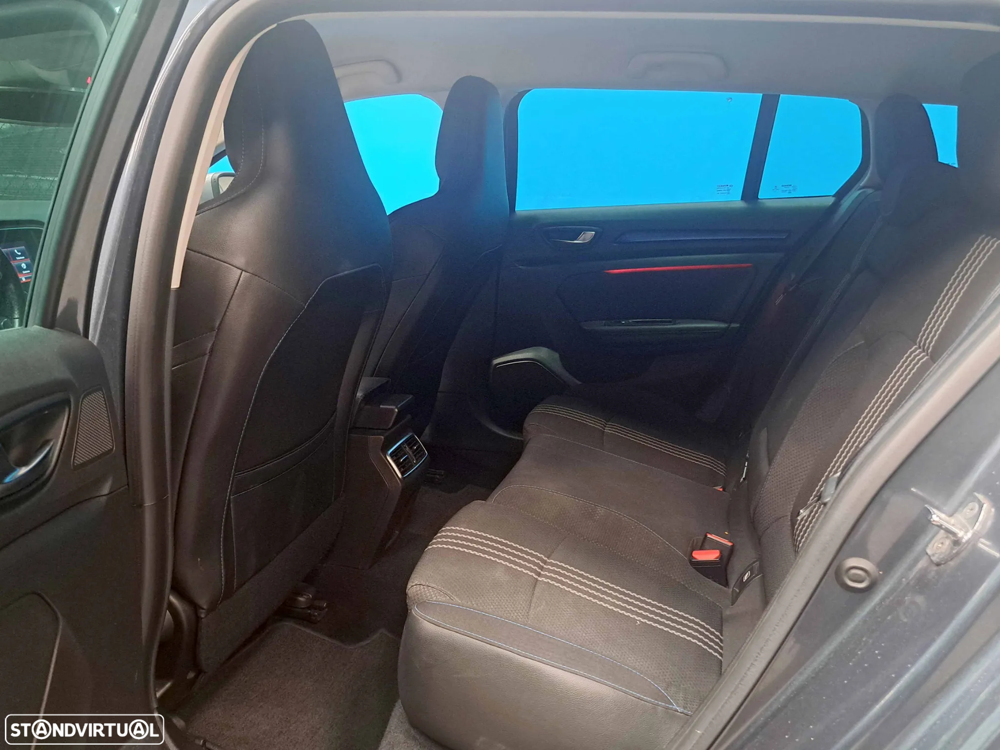 Renault Mégane Sport Tourer 1.5 dCi GT Line EDC - 20