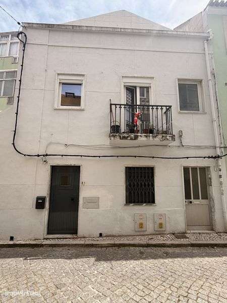 Venda de casa em Almada - Grande imagem: 2/11