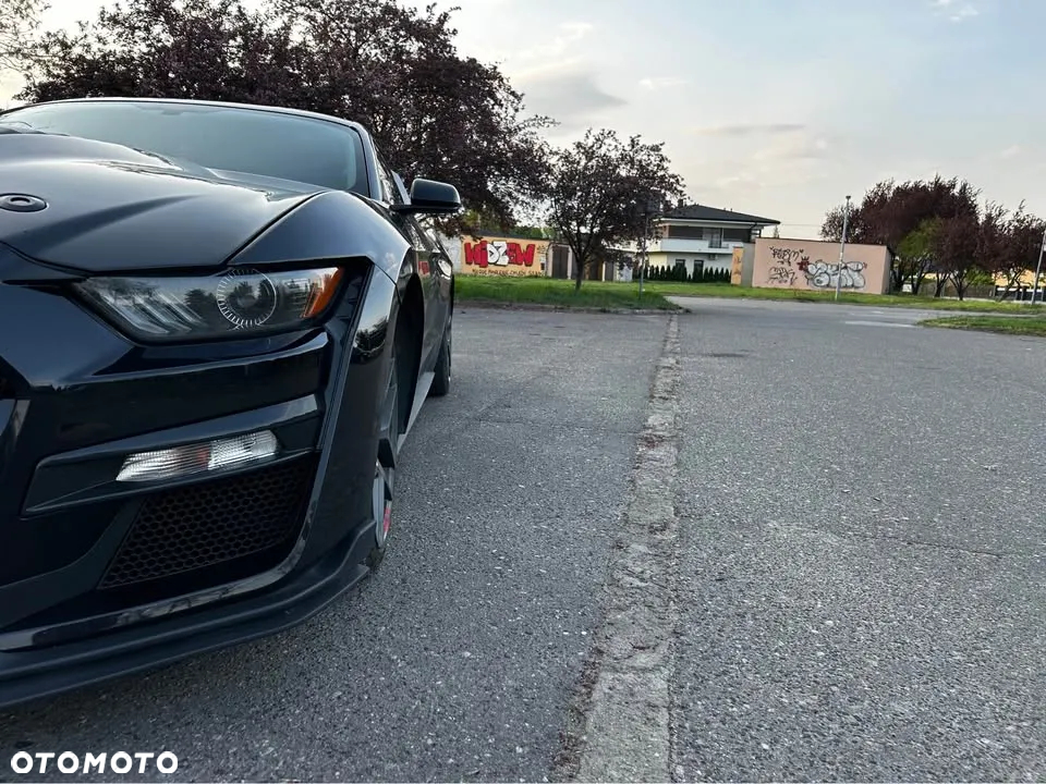 Ford Mustang - 9