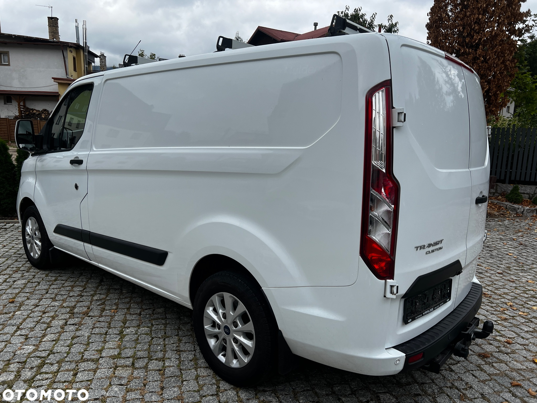 Ford Custom - 13