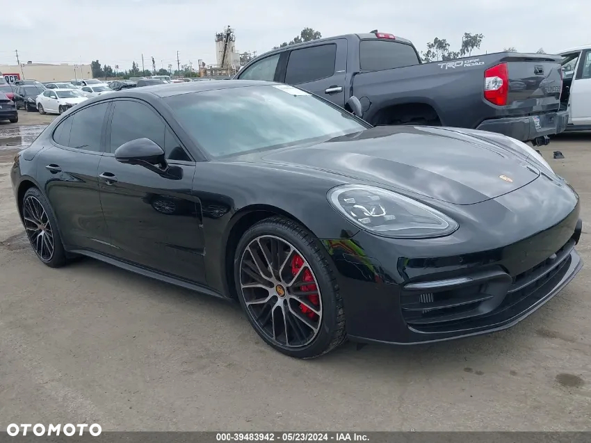 Porsche Panamera 4S - 2