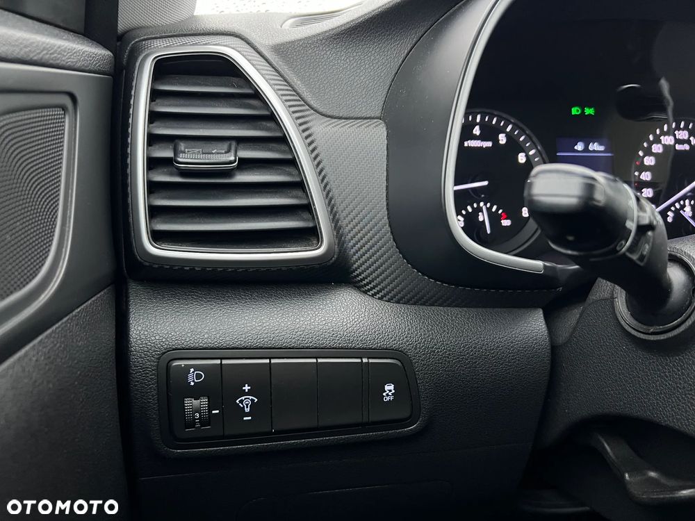 Hyundai Tucson 1.6 GDI BlueDrive Comfort 2WD - 32