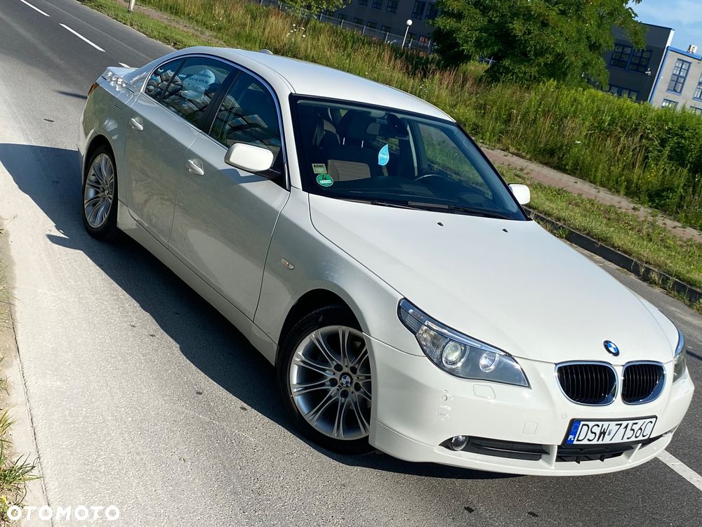 BMW Seria 5 520i - 6