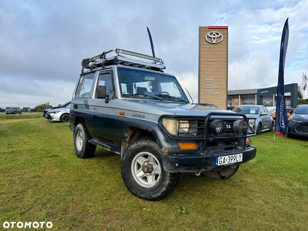 Toyota Land Cruiser