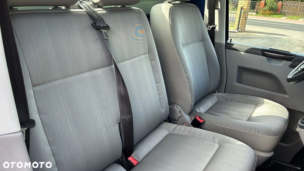 Volkswagen Transporter T5 - 23