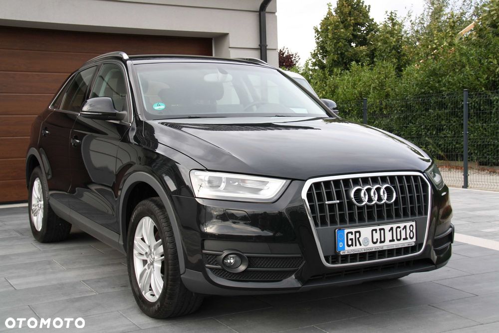 Audi Q3 2012 photo 2