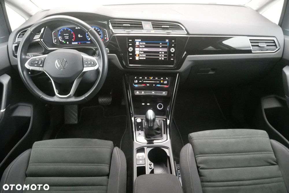 Volkswagen Touran 1.5 TSI EVO Highline DSG - 8