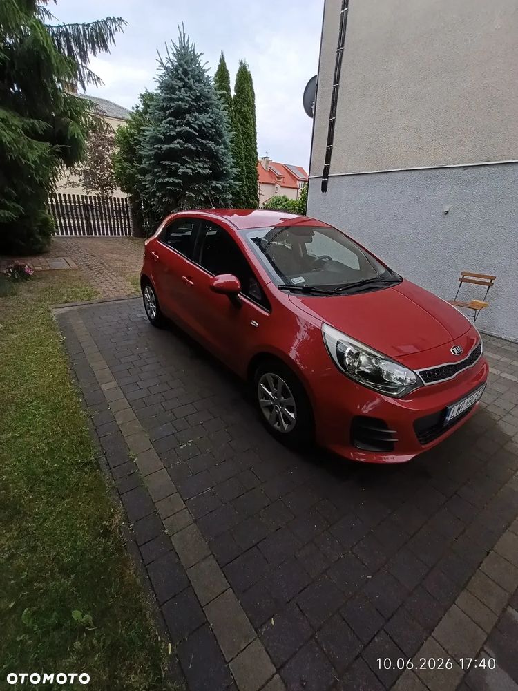 Kia Rio 1.2 L - 2