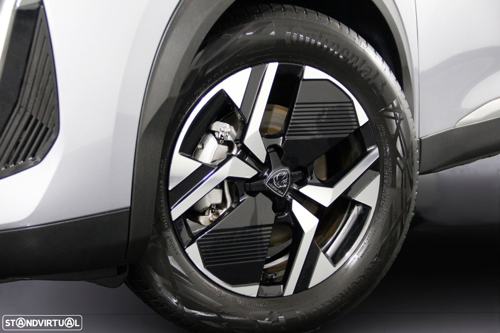Peugeot e-2008 54 kWh GT - 16