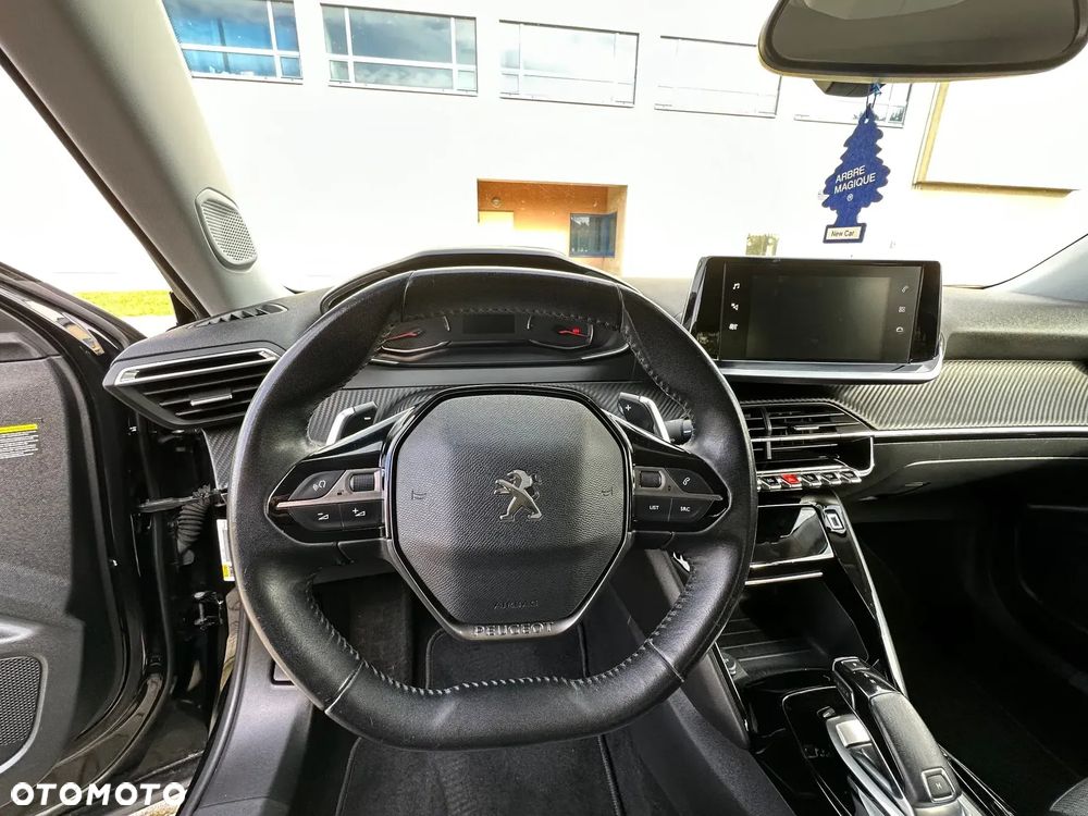 Peugeot 2008 BlueHDi 130 Allure S&S EAT8 - 28