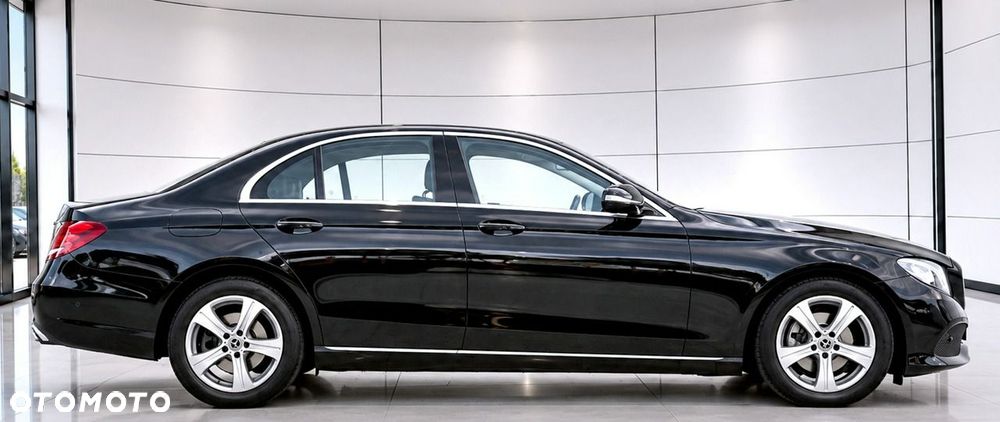 Mercedes-Benz Klasa E 200 d 9G-TRONIC - 27