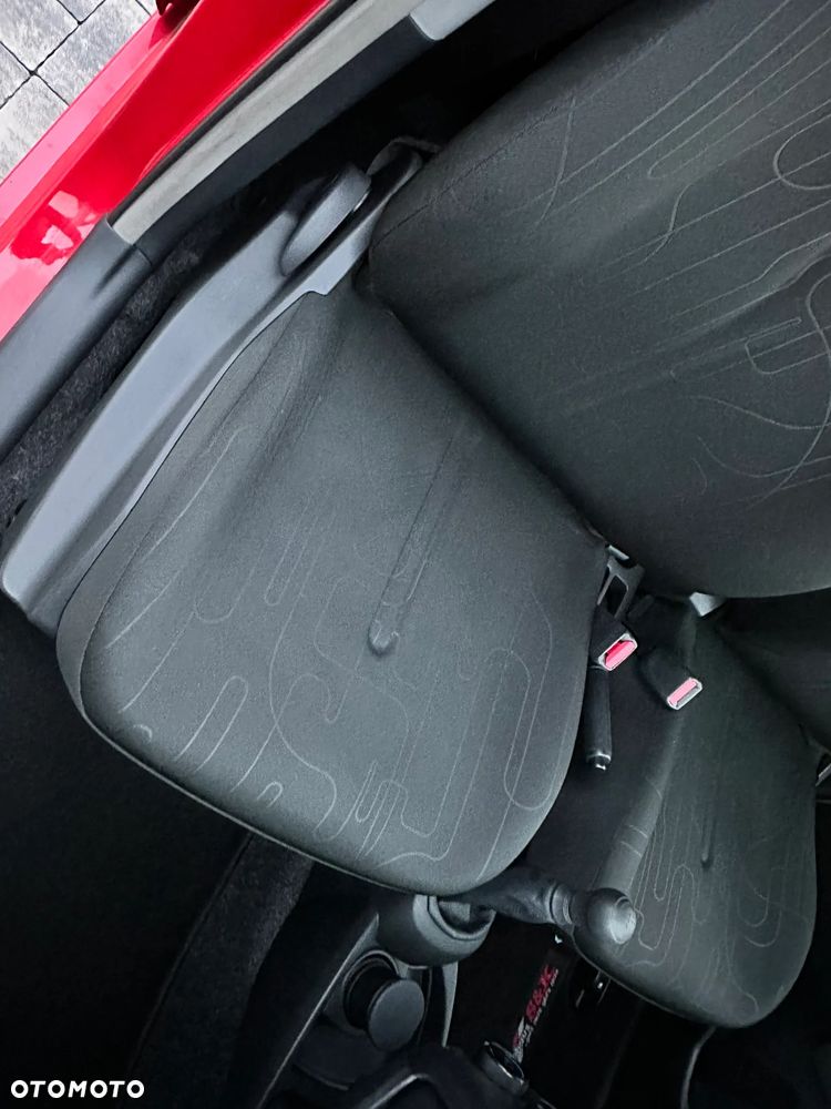 Toyota Yaris 1.0 Terra A/C - 14