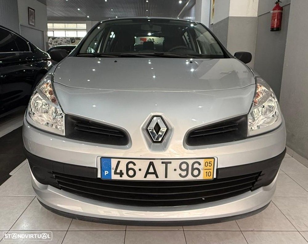 Renault Clio 1.2 16V Confort - 3