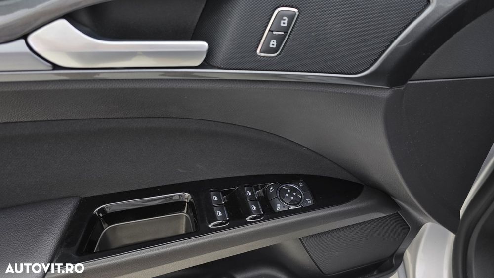 Ford Mondeo - 11