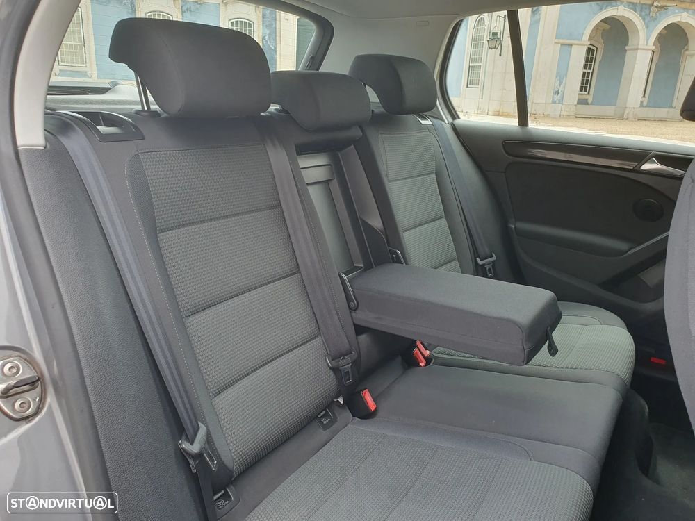VW Golf 1.2 TSi Confortline BlueMotion - 28