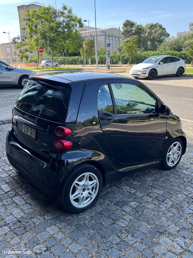 Smart ForTwo Coupé 1.0 mhd Pure 61 - 6