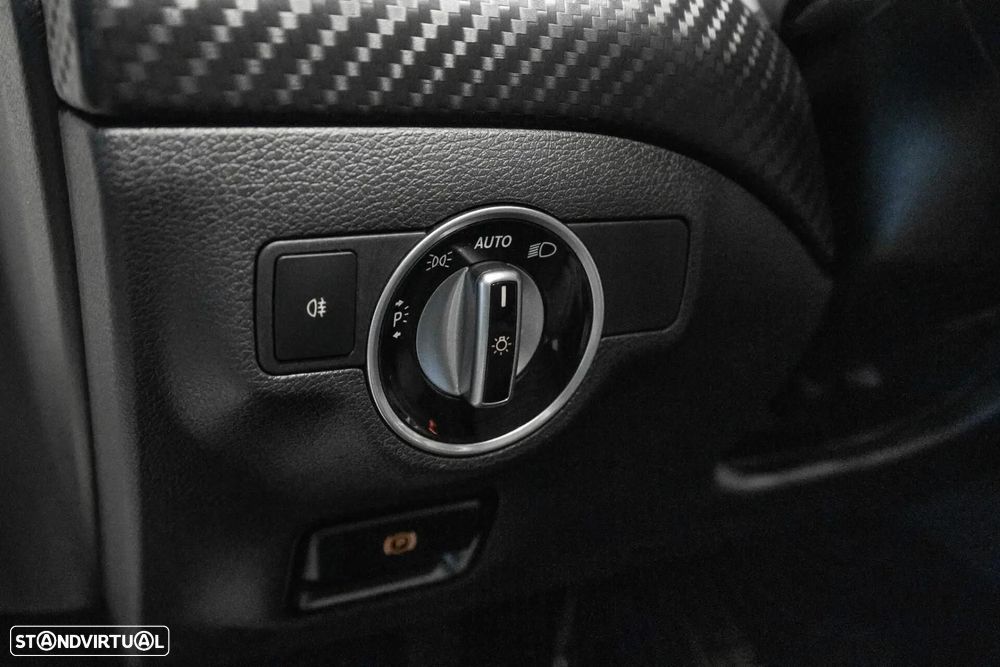 Mercedes-Benz A 180 Dynamic Edition - 21