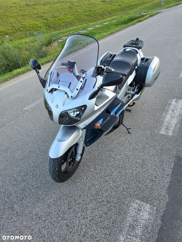 Yamaha FJR - 4