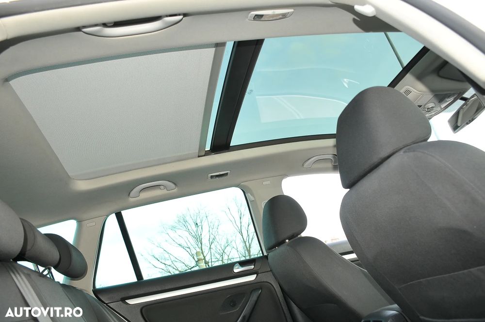 Volkswagen Golf 2.0 TDI DPF DSG Style - 6