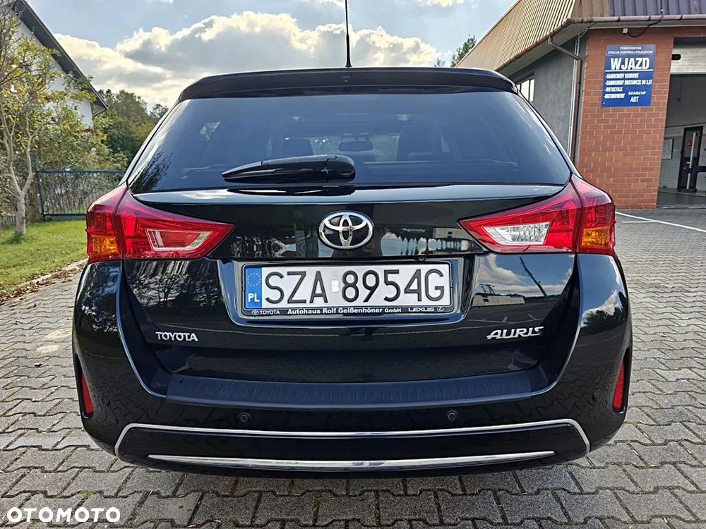 Toyota Auris 1.6 Premium Comfort MS - 5